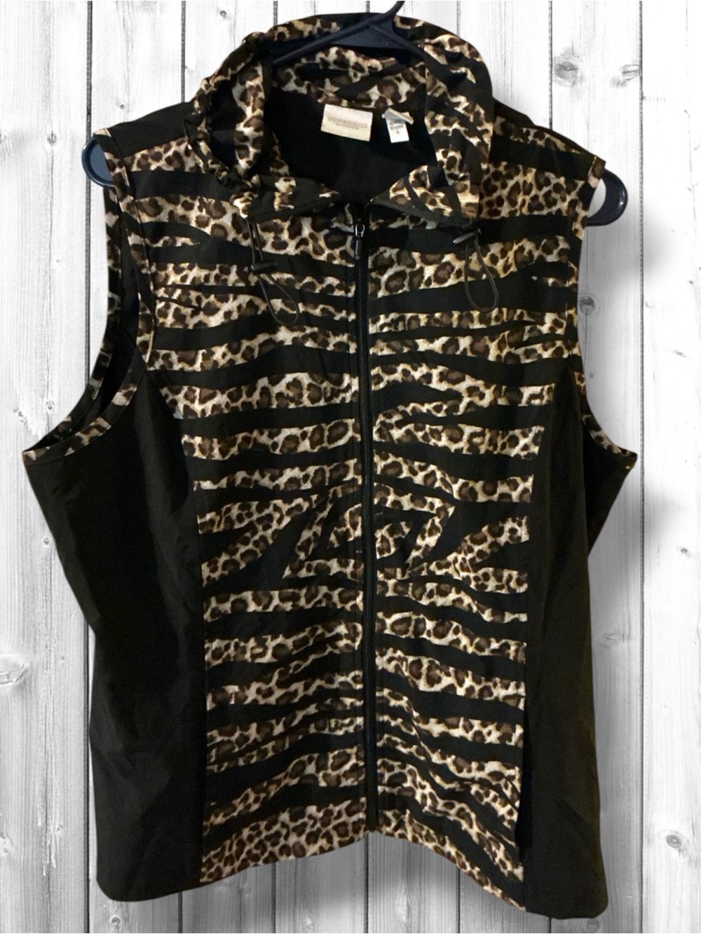 🌷Chico's Black Leopard Stripe Sleeveless Hooded Vest